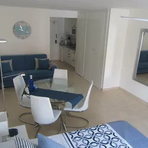 los-cristianos-studio-modern-spacious-poolwifi.in-canary-islands.com/